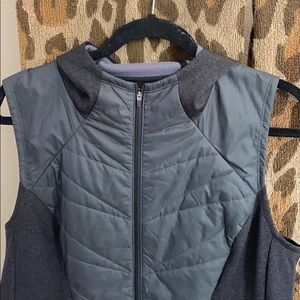 North face vest